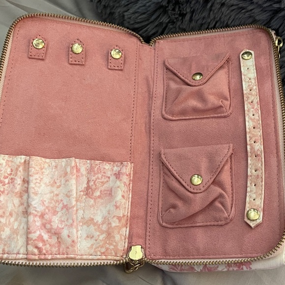 Pottery Barn Travel Jewelry Pouch with pocket Floral Pink and Cream - Picture 3 of 5